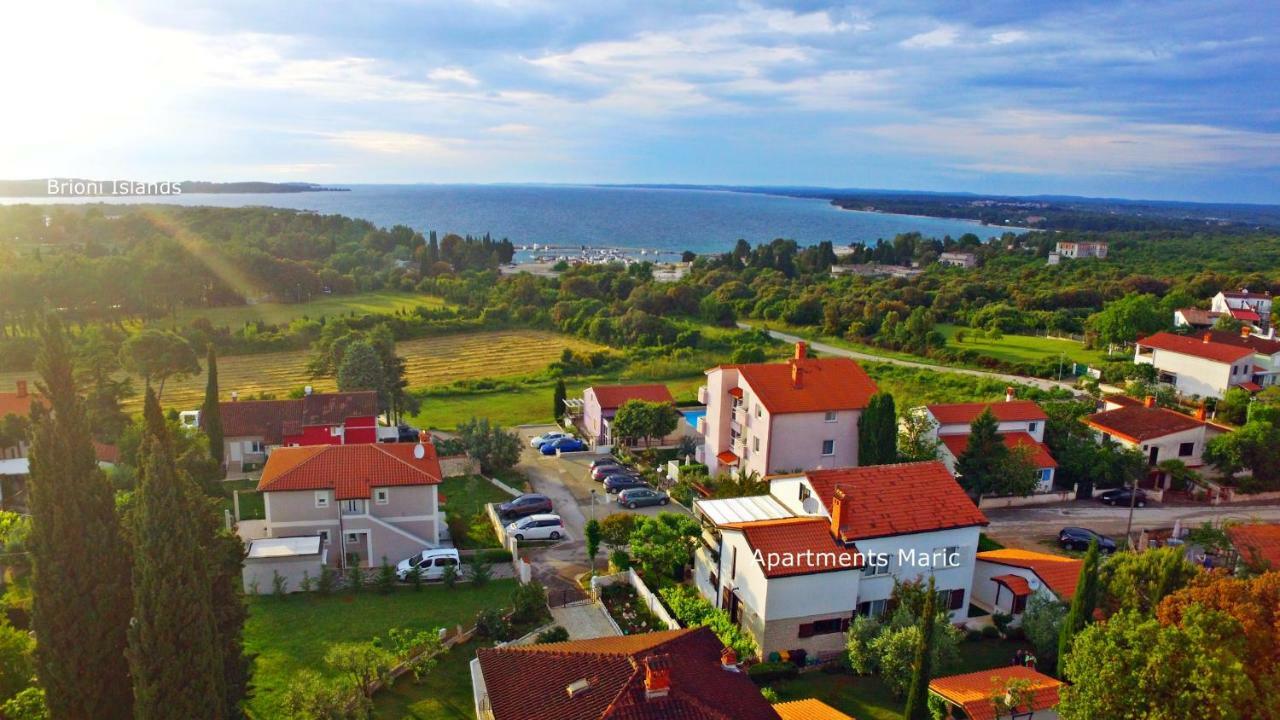 Apartments Dina Pula Bagian luar foto